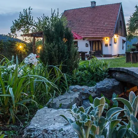 Semesterbostad Gorski Lazi Trsce