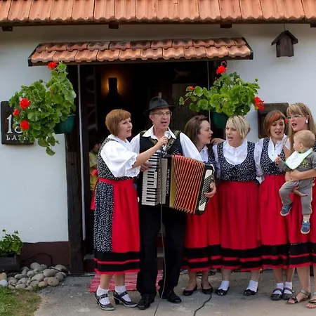 Gorski Lazi Tršće